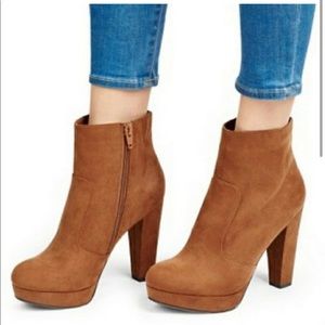 Mossimo cognac ankle boots